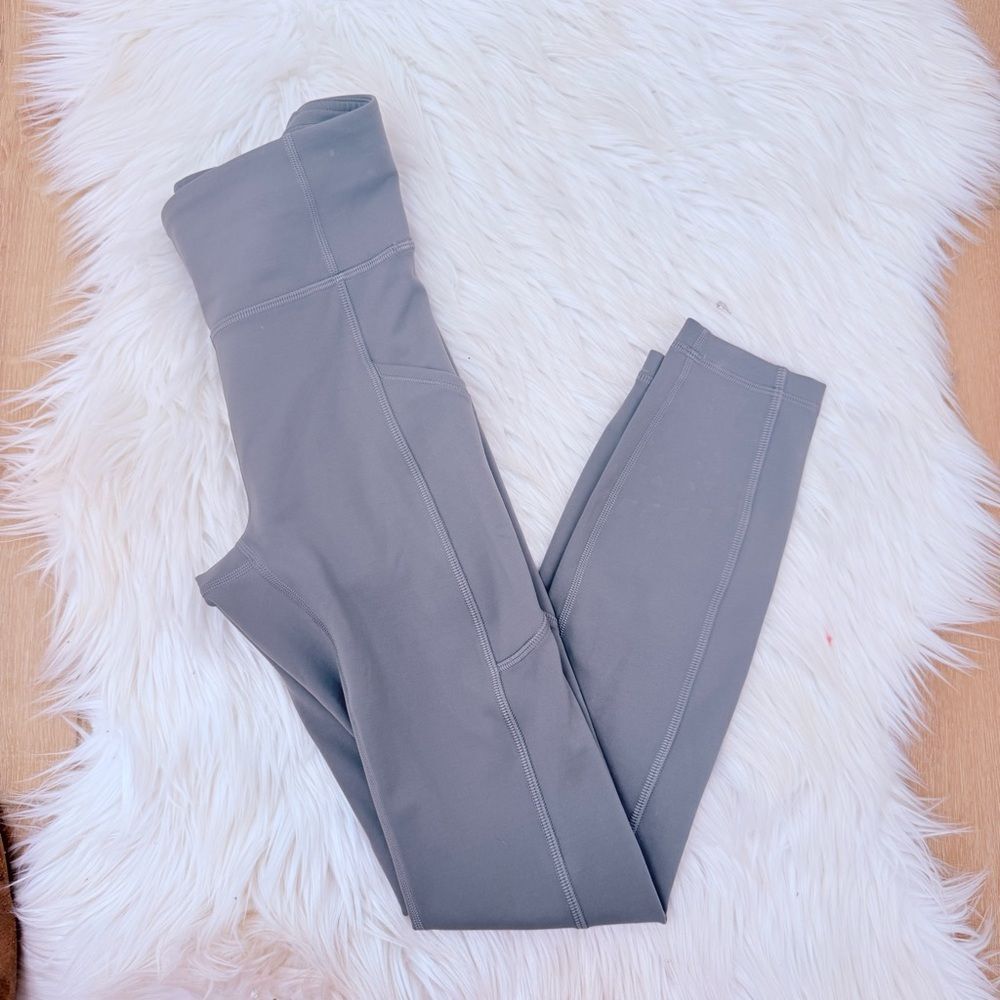 lululemon athletica sage green leggings - Size 2‎